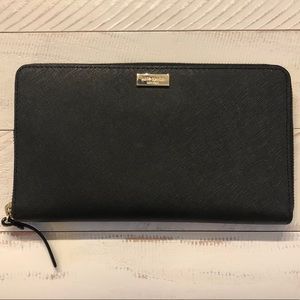 Kate Spade Large Black Wallet WILL ACCEPT OFFERS